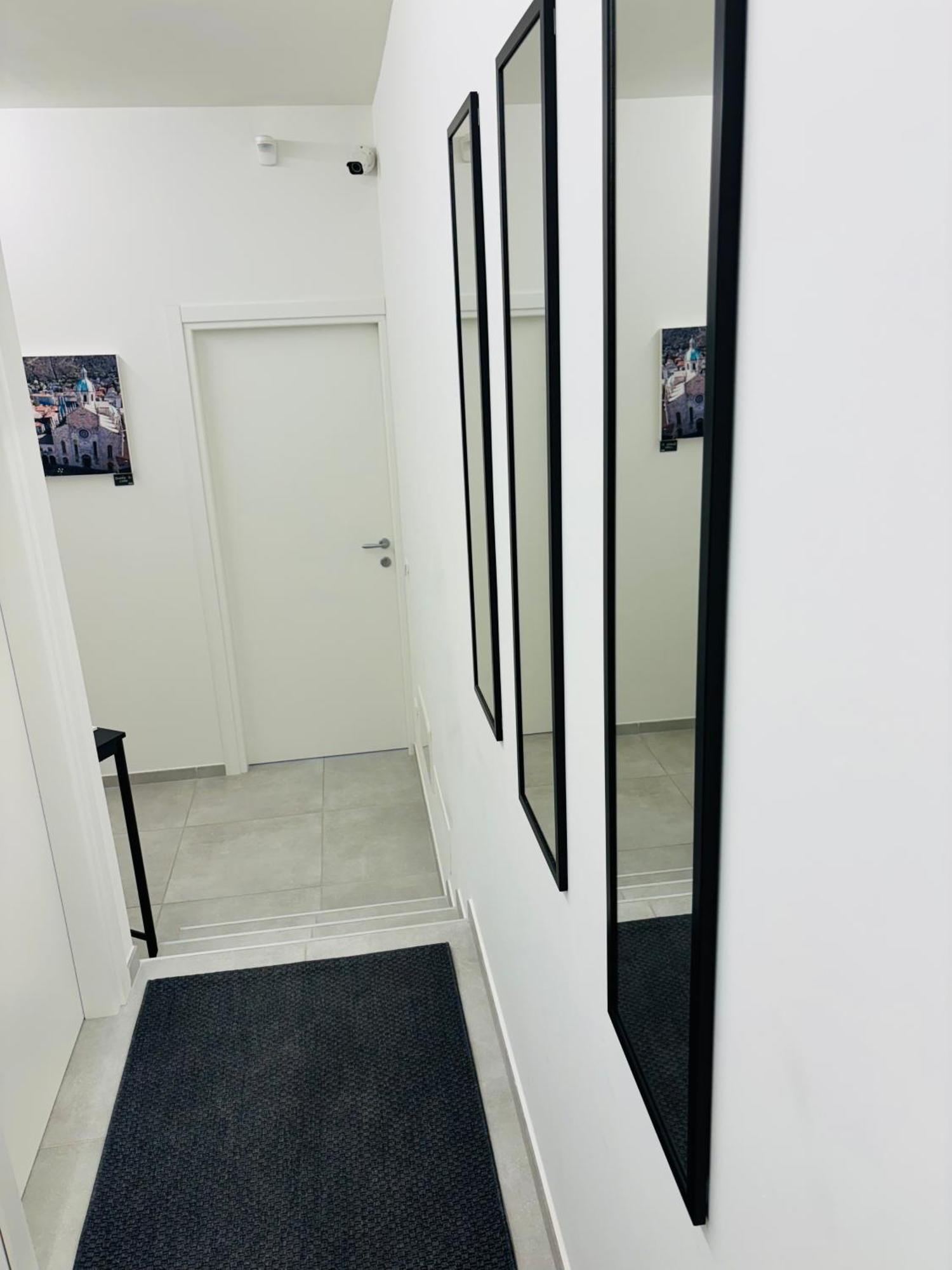 Green Home - Cernobbio Apt コモ エクステリア 写真