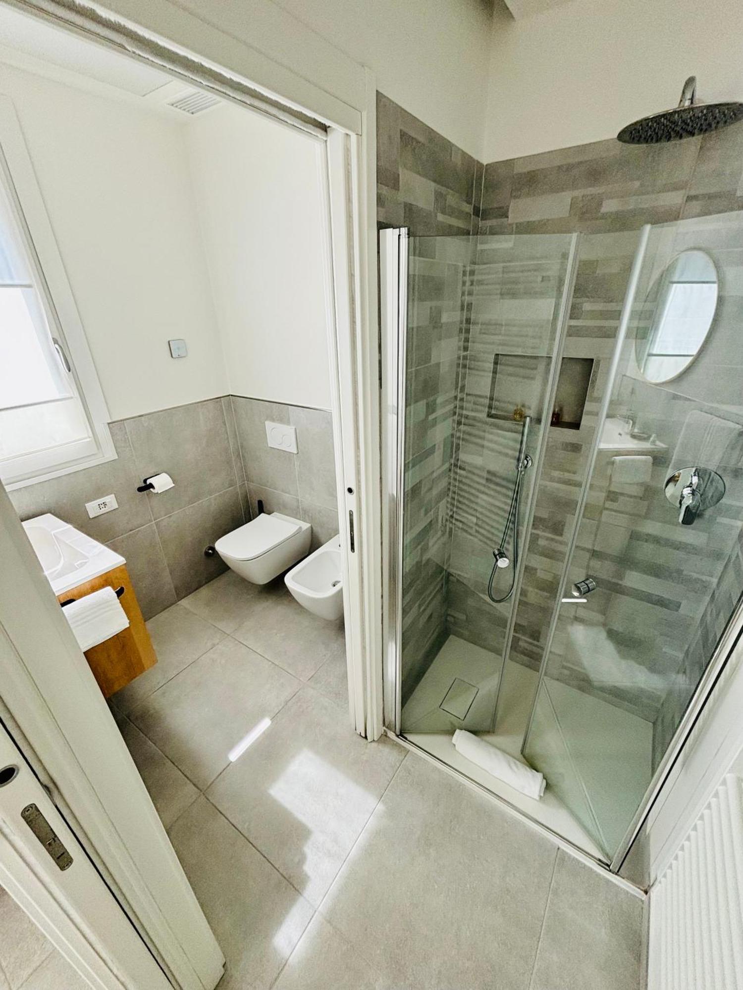Green Home - Cernobbio Apt コモ エクステリア 写真